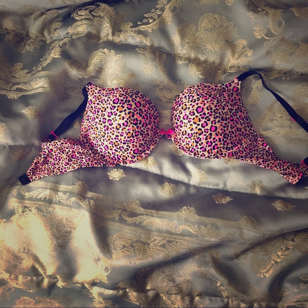Victoria’s Secret Pink Leopard Bra